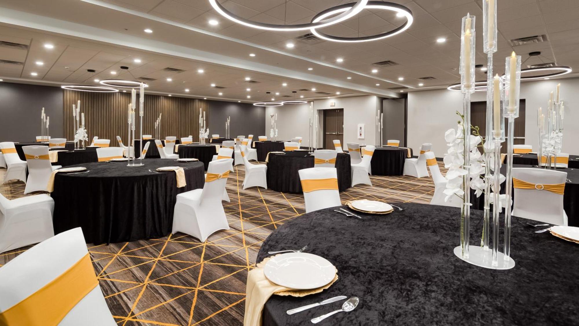 Holiday Inn Nashville Airport By Ihg Exterior photo